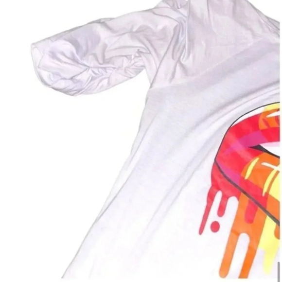 NWOT WHITE WITH RAINBOW LIPS ONESIDE CINCHED OFF ONE SHOULDERTOP SIZE 2X - Picture 7 of 15